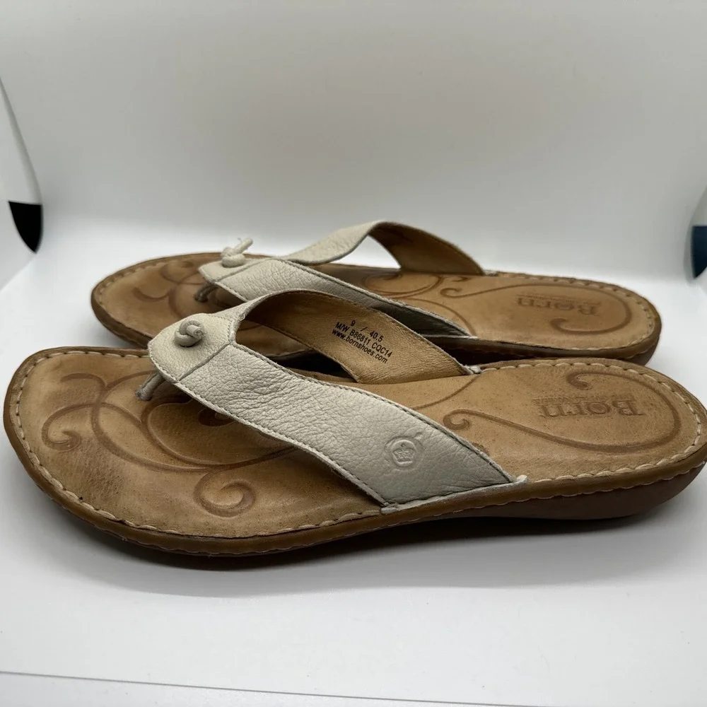 Born Taupe Flip Flop Leather Women Sandals B86811 Size 9